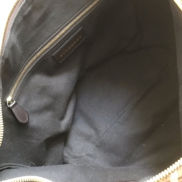 Authentic Burberry Tote, like new - Picture 6 of 7